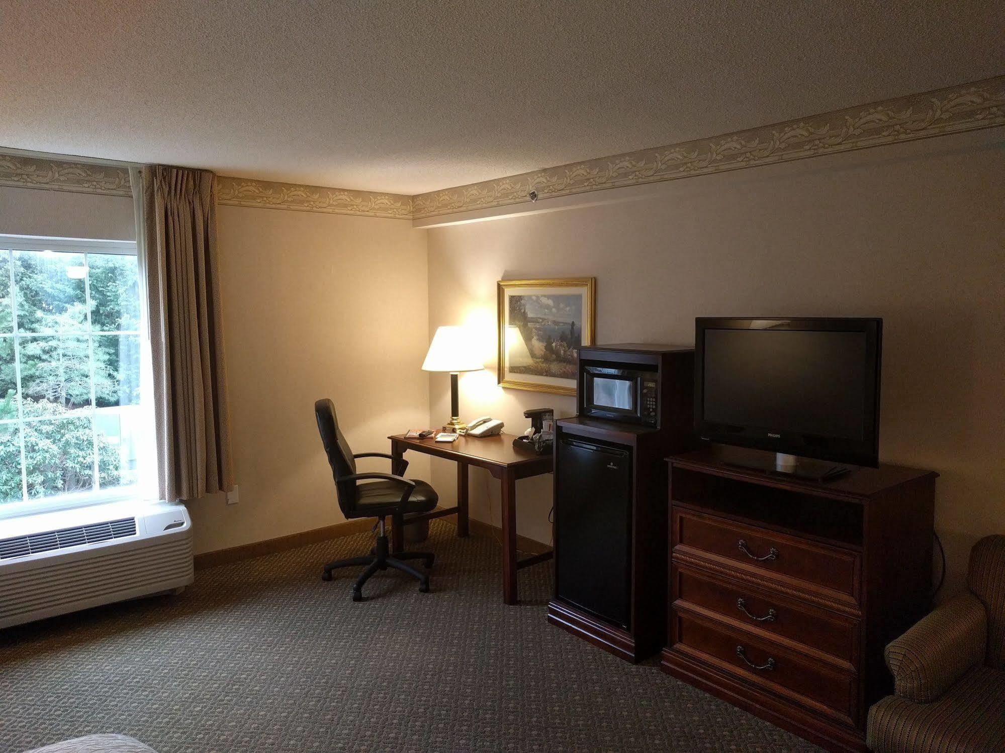 Hampton Inn & Suites Мідлтаун Екстер'єр фото